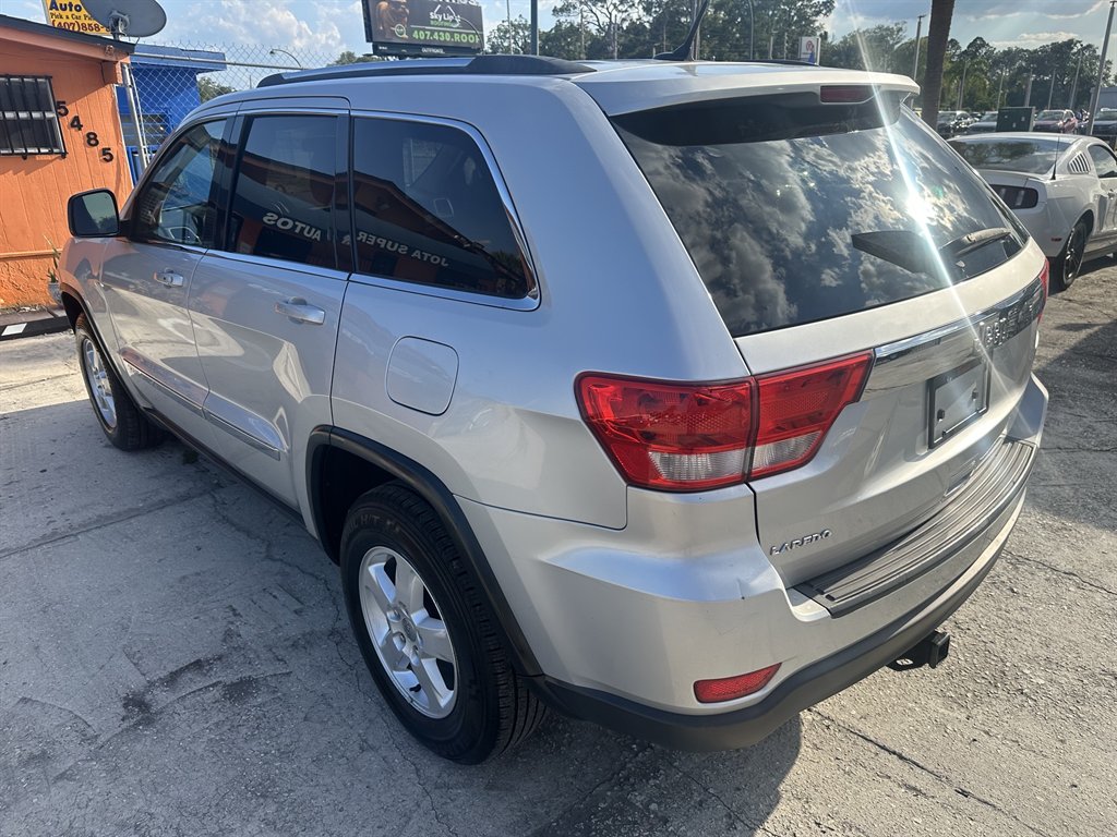 2011 Jeep Grand Cherokee Laredo - Photo 8