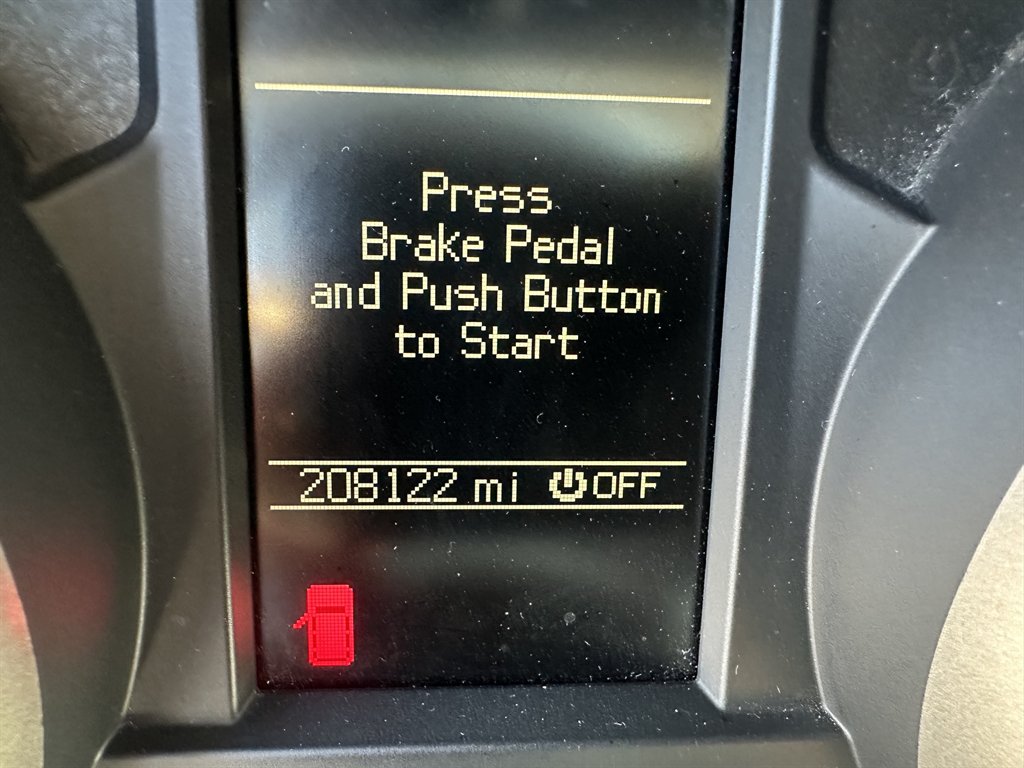 2011 Jeep Grand Cherokee Laredo - Photo 13