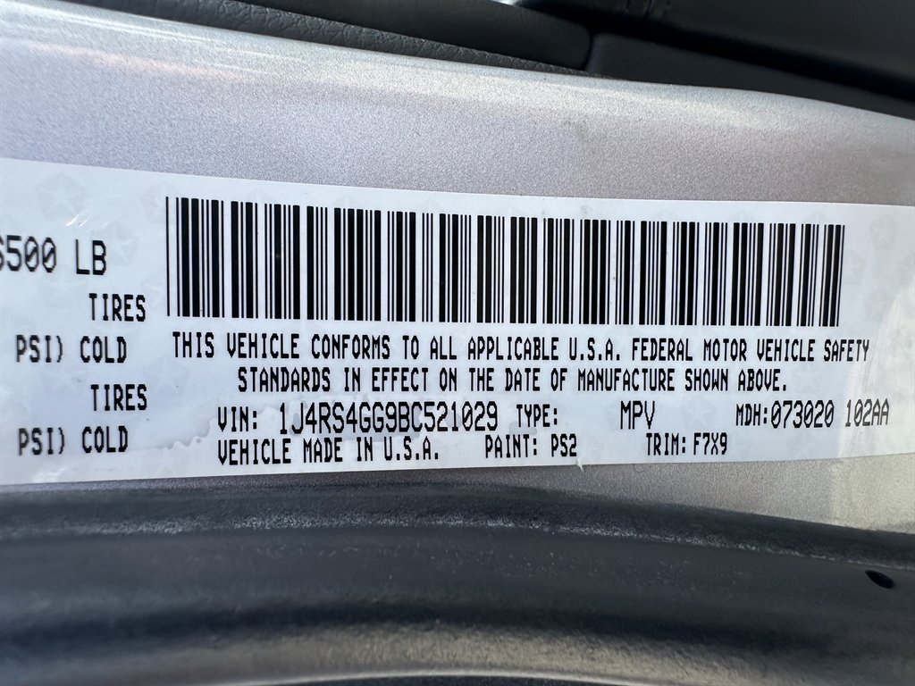 2011 Jeep Grand Cherokee Laredo - Photo 19